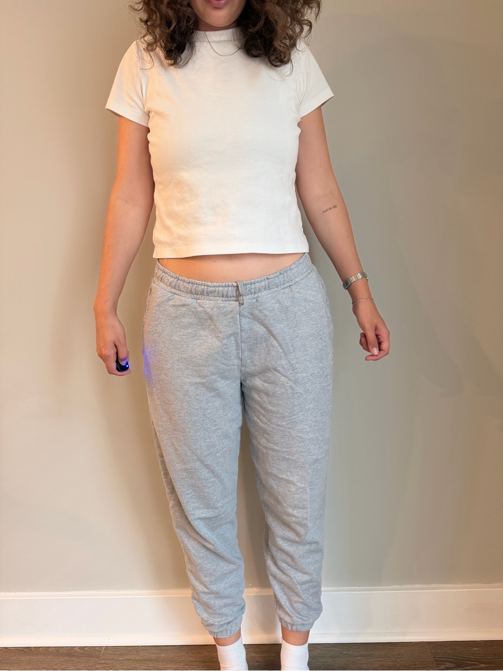 Gymshark Light Gray Women’s Jogger Sweatpants